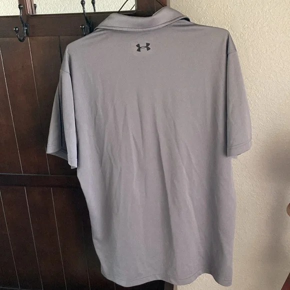 Excellent Condition! Under Armour Dark Gray Button Polo- Small - Picture 8 of 9